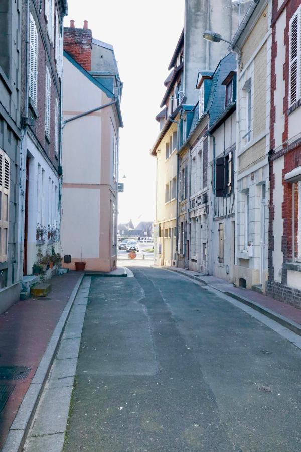 Charmante Maison De Pecheur A Trouville Kültér fotó